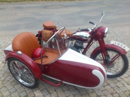 Sidecar Jawa Pérák